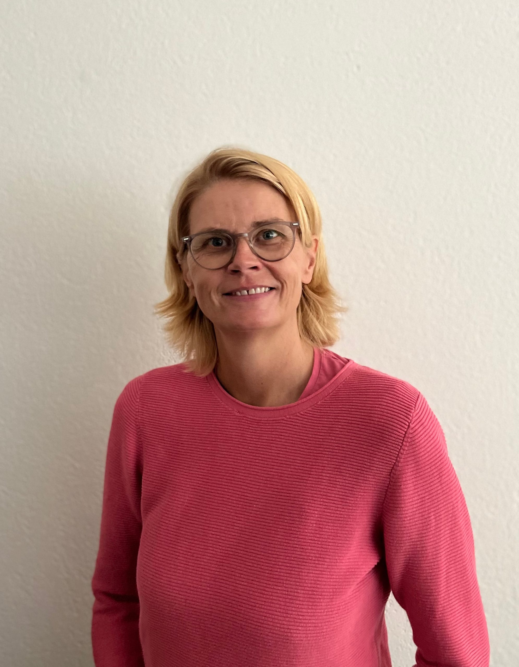 Frau Natascha Suhre (SUH)