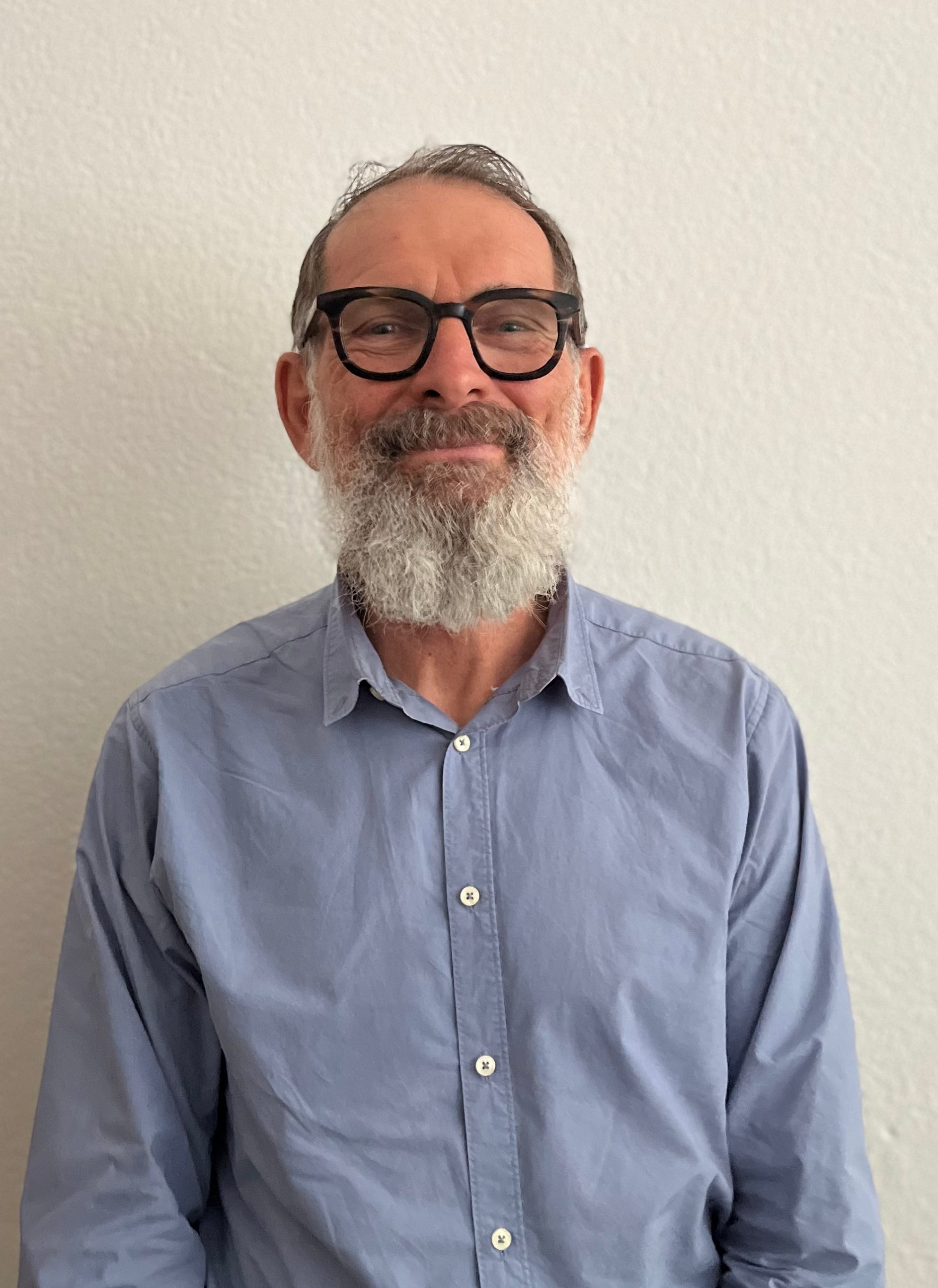 Herr Hannes Mogias (MOG)