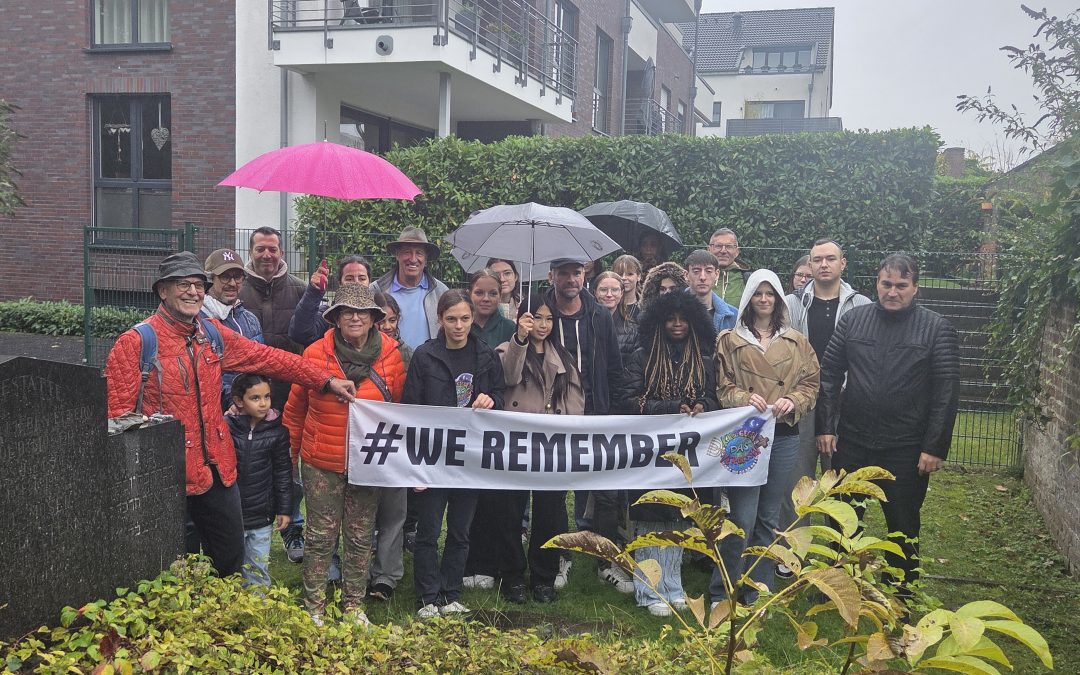 Friedhofführung für Nachfahren der Familie Moser aus der Schweiz und aus Bayern