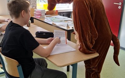 Besuch vom Känguru am Känguru-Tag der Mathematik
